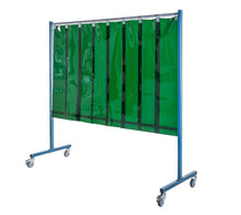 Ecran mobile d'atelier 1 VOLET avec Lanières suspendues 300 x 2 mm - Vert Teinte 6 - DIN EN ISO 25980- hauteur 1950 mm x largeur 2100 mm -Monté sur 4 roulettes Ø 100 mm  dont 2 avec frein - [la pièce]